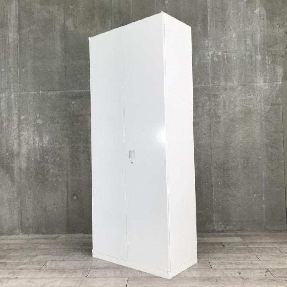 【豊富な収納スペースでオフィス書類をスッキリ整理！】■オカムラ(okamura)製　レクトラインシリーズ　両開き書庫　ハイキャビネット　W900×D450×H2150mm　■シリンダー錠　■ホワイト
                        レクトライン
                                    中古
            