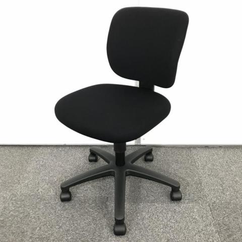 【中古】イーザチェア  コクヨ（KOKUYO） 肘無ローバックチェア