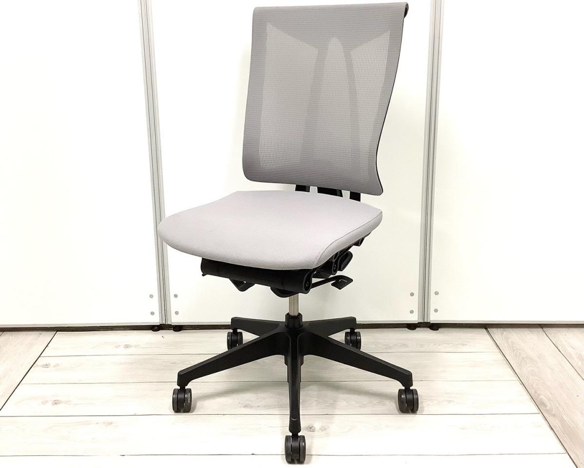 【座るとわかる快適さ！骨盤にしっかりフィット！チェア自らが動き座る人の体を支える！ 】■イトーキ製(ITOKI)製　セレーオ(celeeo)チェア　肘無　ハイバック　背面メッシュ　■ライトグレー×ブラックシェル【入替セールにつき30%OFF！】
                        セレーオチェア
                                    中古
            