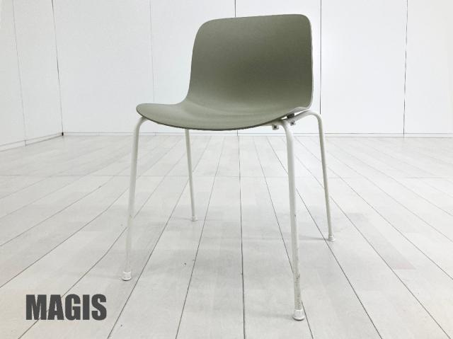 【中古】トロイ チェア  MAGIS（マジス） スタッキングチェア