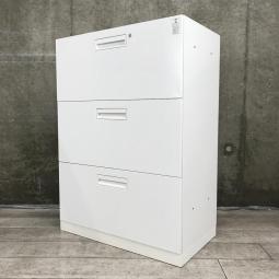 【A01004080】【オフィスの書類をスッキリ整理！コンパクトサイズの書庫！】■コクヨ（KOKUYO）製　エディア(EDIA)シリーズ　3段ラテラル　ローキャビネット　W800㎜　■ホワイト　■シリンダー錠　オフィスバスターズ　茨城南店