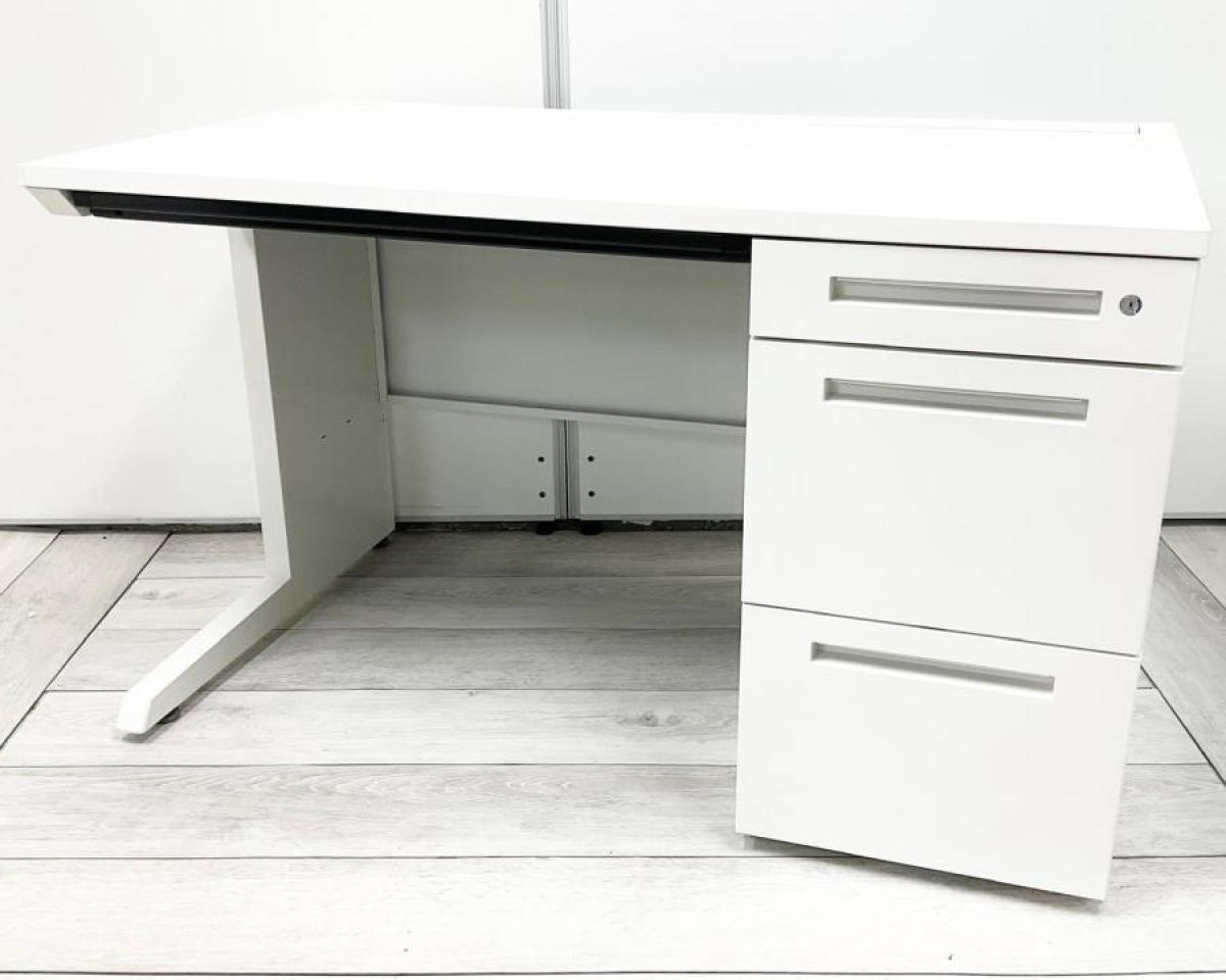 【外部倉庫在庫品】貴重／レア／定番／レア　◆ITOKI／イトーキ　◆CZR ※横浜本店撮影画像※【AO】
                        CZRデスク
                                    中古
            