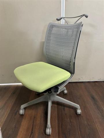 【中古】ヴィスコンテチェア  オカムラ（okamura） 肘無ローバックチェア