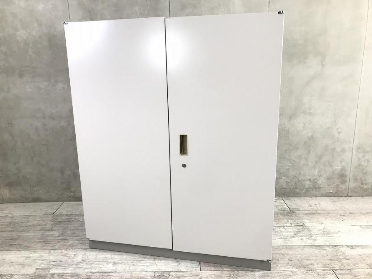 【定価約8万円】【事務所の整理にお勧め！定番の両開き書庫！】■イトーキ　シンライン　■ニューグレー　■シリンダー錠　■天板無
                        シンライン
                                    中古
            