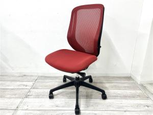 【定価約10万円】【前傾チルト機能付き】【オカムラ製品で最も人気を集める高機能メッシュチェア！】■オカムラ(okamura)製　シルフィー(Sylphy)チェア　肘無ハイバック　背面メッシュ　■レッド×ブラックシェル