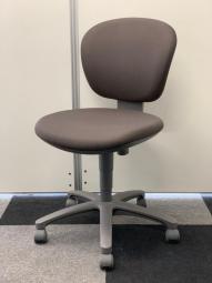 【在庫入れ替え】【コストパフォーマンスが高い定番チェア！】■コクヨ製　レグノ2シリーズ　肘無ローバックチェア　セパレートタイプ　■グレー