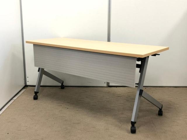 【平行に重ねられます！使用しないときに収納が便利】■サイドスタックテーブル　ウチダ（UCHIDA）■プラッテ　■メープル　ナチュラル天板　■幕板付き　■W1500xD600