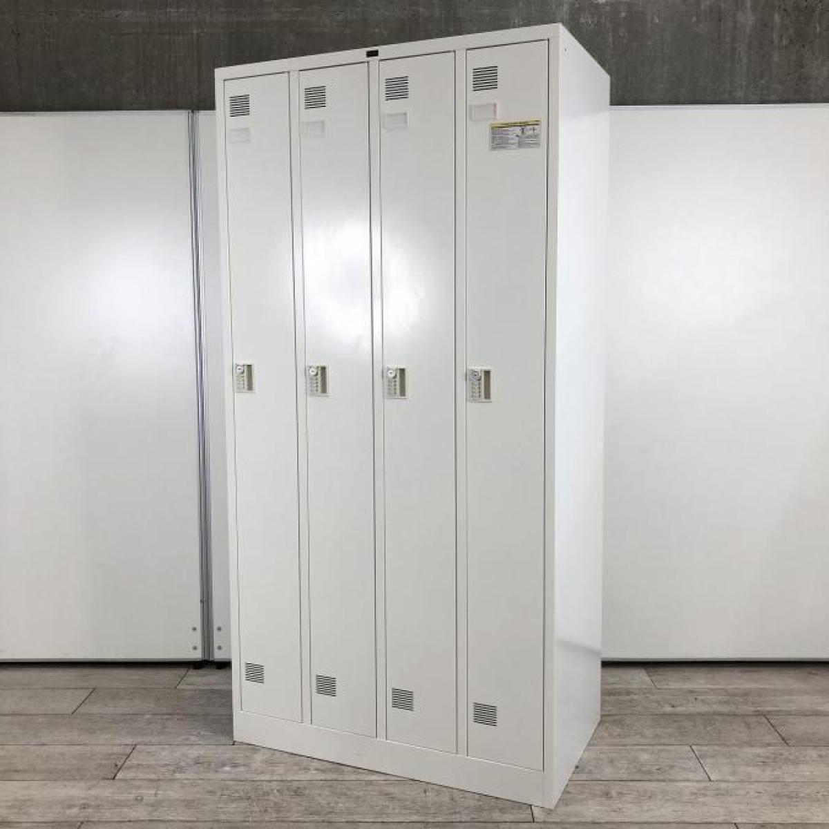 【1台限定】【コート類も入る縦長ロッカー！移転や増員を検討されている方にオススメ！】■ウチダ（UCHIDA）製　システムロッカーシリーズ　NS型　4人用更衣用ロッカー　ネームプレートあり　W900×D515㎜　■ダイヤル錠　■ホワイト
                        システム
                                    中古
            