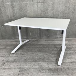 【スタイリッシュなデザインで様々な空間にフィット！】■コクヨ（KOKUYO）製　ビエナシリーズ　角テーブル　ミーティングテーブル　会議用　W1200×D750㎜　■ホワイト/T字脚【AD】