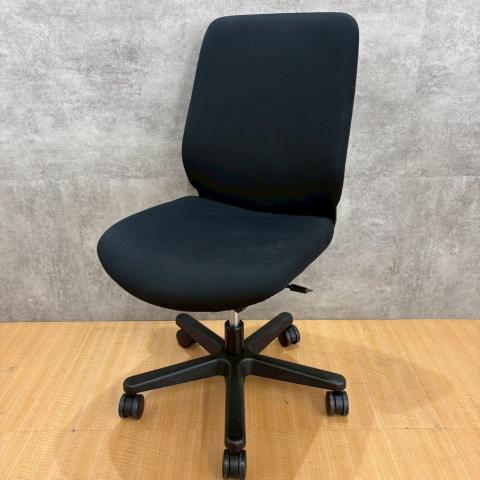 【中古】トルテチェア  イトーキ（ITOKI） 肘無ハイバックチェア