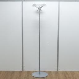 オカムラ製　シルバー　来客用・個室用として便利に使える！　おしゃれでスタイリッシュなデザインのコートハンガー！　コートハンガー　ポールタイプ！！