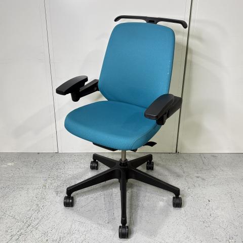 【中古】ノート  イトーキ（ITOKI） 肘付ローバックチェア