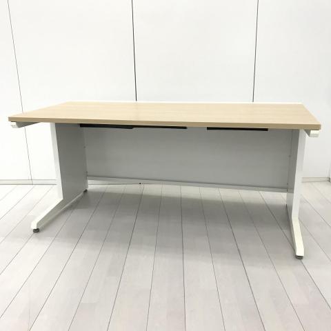 ☆W1600×D800mm！【広々としたワークスペースで作業効率アップ！】■オカムラ　アドバンスシリーズ　平デスク　引出し無　ネオウッドライト　■人気の木目カラー入荷！【Okamura　ADVANCE】【大型デスク】【作業机】