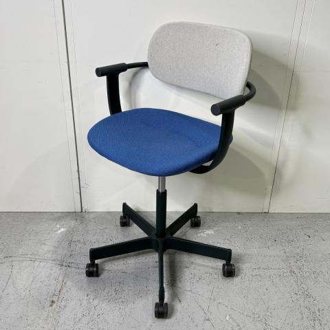 【中古】バーテブラⅢチェア SOG-825KC-G1102 イトーキ（ITOKI） ミーティングチェア