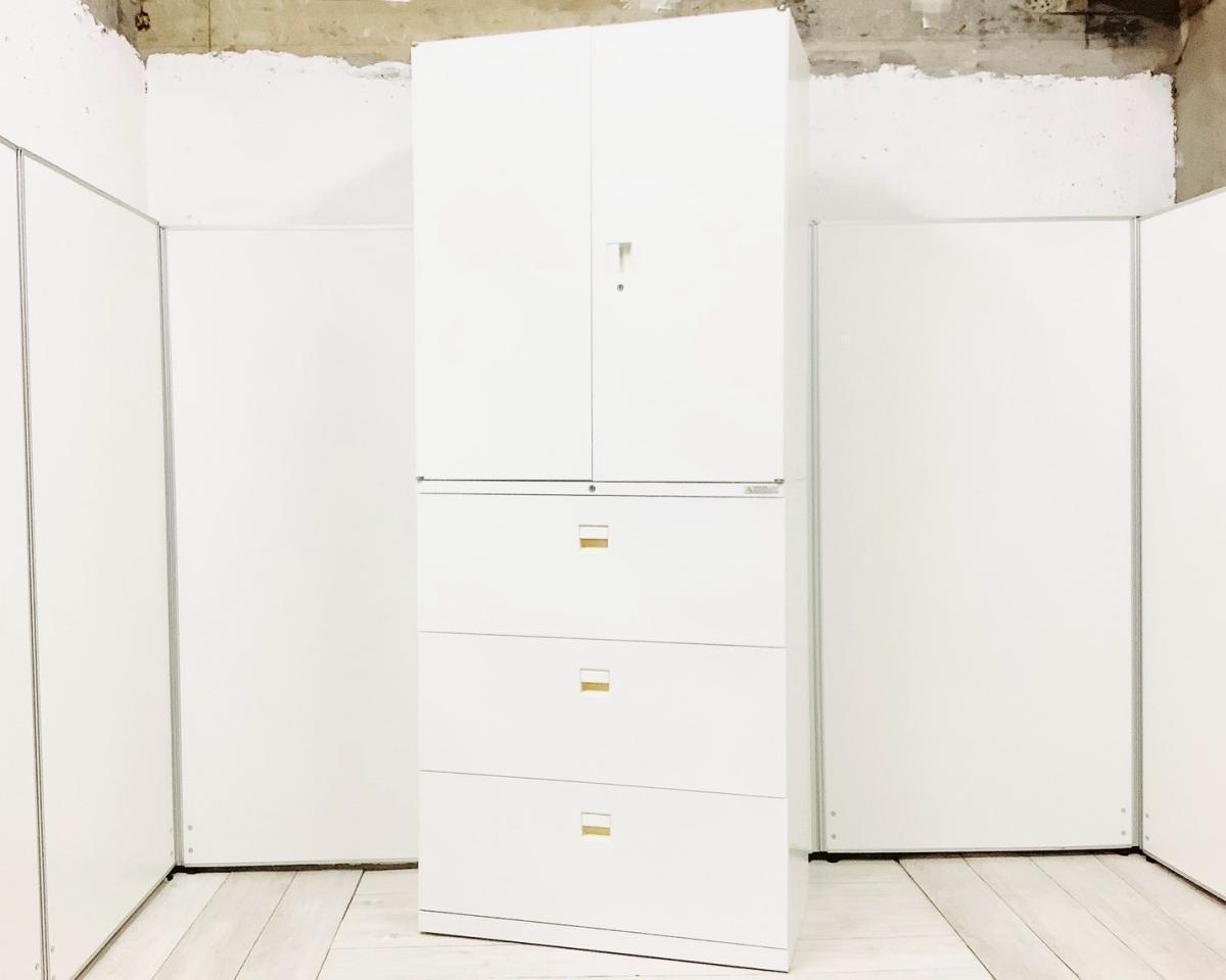 使い勝手良し！大量収納可能！上下分けての納品が可能なハイキャビネットが入荷！
■オカムラ/SAデュオライン/ホワイト
                        SAデュオライン
                                    中古
            