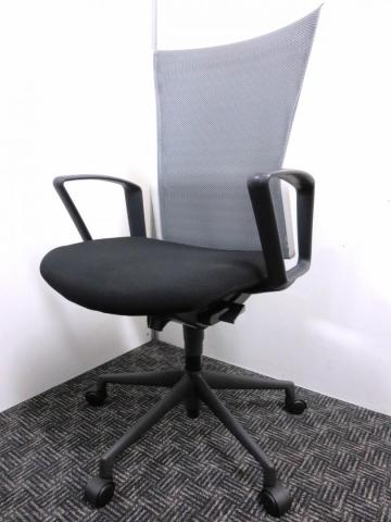 【中古】アクトディアチェア Actdia　AA-30W ウチダ（UCHIDA) 肘付ハイバックチェア