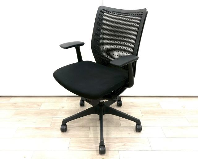 【中古】ヴィスコンテチェア CWB4ZA FBA1 オカムラ（okamura） 肘付ローバックチェア