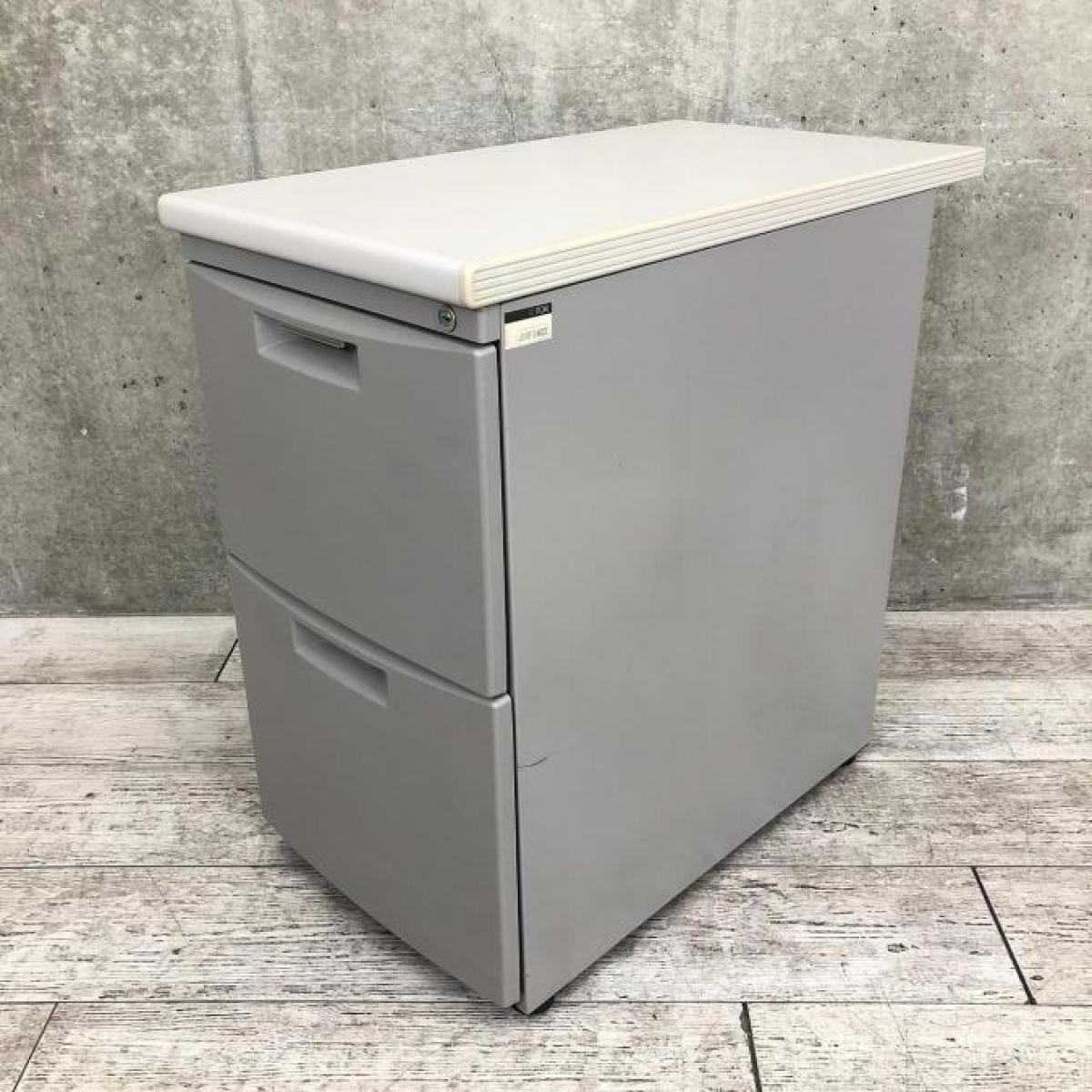 【在庫入替品】【デスク横に置いて収納と作業スペースを同時に確保！ファイル収納に強い2段タイプ！】■イトーキ（ITOKI）製　CZNシリーズ　2段脇机　W400×H700mm　■シリンダー錠　■ニューグレー【T3】
                        CZシリーズ
                                    中古
            