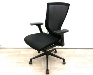 ■ファシス製　■ワーキングチェア　■T500　■肘付き/可動肘　■ハイバック　■ブラック（black）　■背面メッシュ 【弊社使用欄：A01060729】【SN】