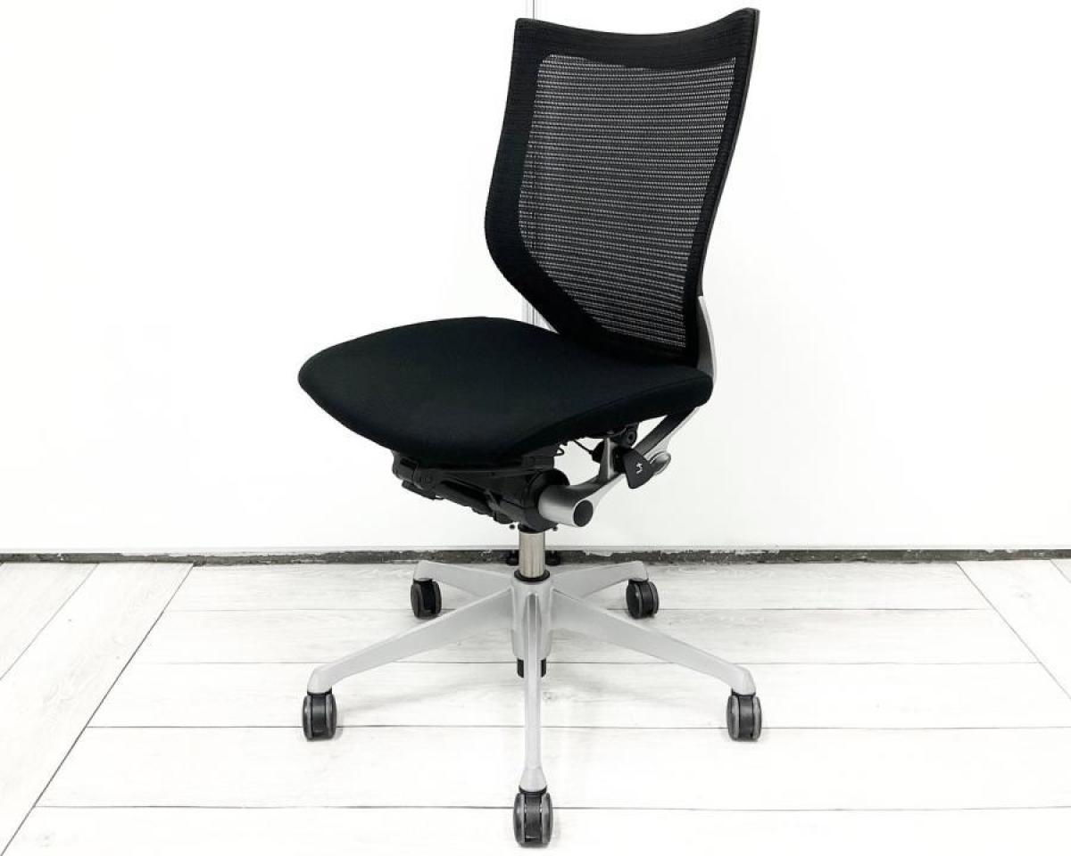 スタンダードメッシュ ブラックフレーム アームレストなし オススメ(おすすめ) 大人気  ・Okamura/オカムラ ・Baron/バロン
                        バロンチェア
                                    中古
            