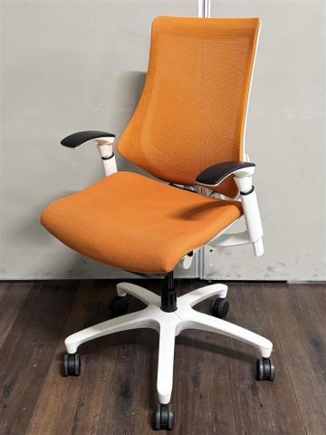 【中古】エフメッシュ KF-370JB-W9D3 イトーキ（ITOKI） 肘付ハイバックチェア