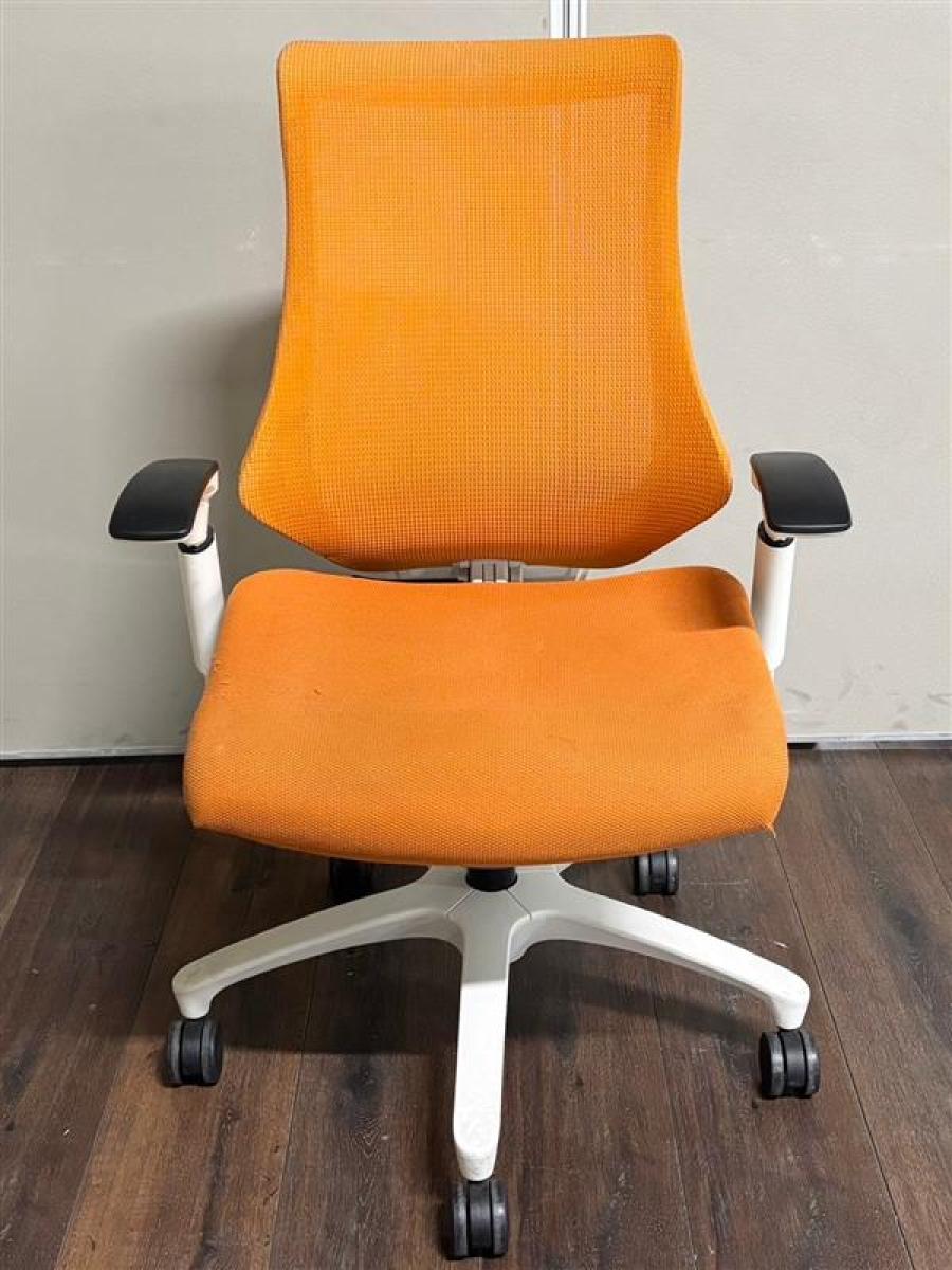 中古】エフメッシュ KF-370JB-W9D3 イトーキ/ITOKI 肘付 中古】エフメッシュ KF-370JB-W9D3 イトーキ/ITOKI 肘付