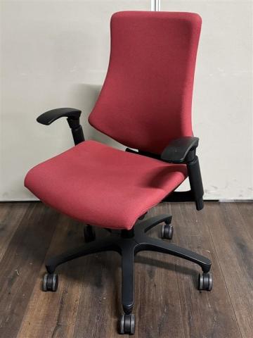 【中古】エフクロス  イトーキ（ITOKI） 肘付ハイバックチェア