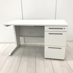 【省スペースオフィスに最適！使い勝手の良い幅1200㎜！】■ITOKI（イトーキ）製　CZRシリーズ　片袖机　天板下：引き出しなしW1200×D600×H720mm　■ホワイト