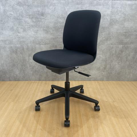 【中古】トルテU KJ-320PV-T1T1 イトーキ（ITOKI） 肘無ローバックチェア