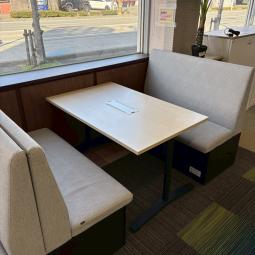 応接セット(ソファ×2∔テーブル×1)が入荷しました！　＊良品を格安で！「オフィスバスターズ福岡南店」は、福岡を拠点として、全国へ中古オフィス用品・オフィス家具を提供しております。