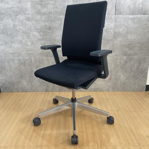 【中古】その他シリーズ  Wilkhahn（ウィルクハーン） 肘付ハイバックチェア