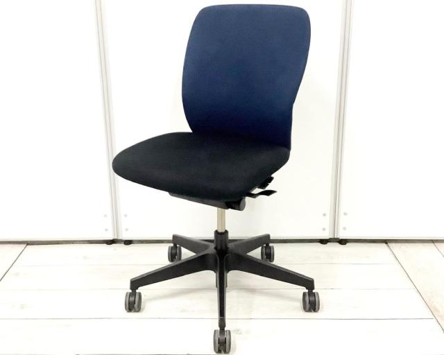 【中古】フルゴ KF-430GB-T1B2 イトーキ（ITOKI） 肘無ローバックチェア