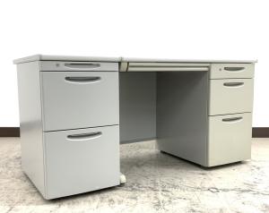 片袖机+脇机のセット！役職者さま向け/往年の定番オフィスデスク⇨両袖机として使える！/オススメ(おすすめ) /人気商品【弊社使用欄：A01063057/A01063062】