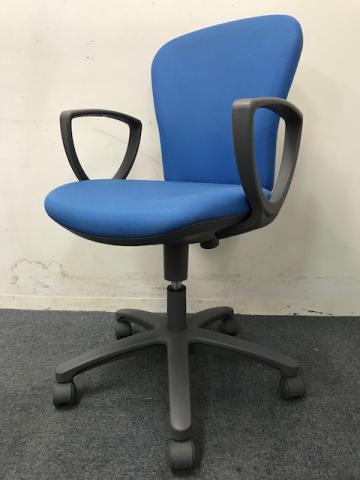 【中古】レグノチェア2  コクヨ（KOKUYO） 肘付ローバックチェア