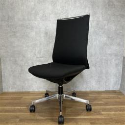 【1脚限定！】【スタイリッシュさが人気のオフィスチェア！】■オカムラ(okamura)製　　モード(mode)シリーズ　肘無ハイバック　クロスバック　■ブラック【入替セールにつき30%OFF！】