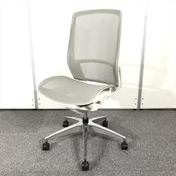 【未使用品!】【デザインと機能性を追求したオカムラの技術の結晶!自然な姿勢で作業・リラックス可能!】■オカムラ(okamura)製 フィノラ(Finora)チェア 肘無しハイバック ■背・座面メッシュ ■グレー 【弊社使用欄:A01053026】