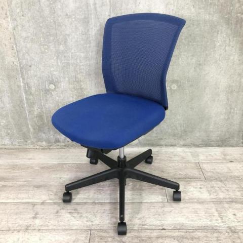 【ソフトなメッシュが背中にフィット！必要機能をシンプルにまとめた軽快なオフィスチェア！】■コクヨ（KOKUYO）製　バリシアシリーズ　肘無ローバック　背面メッシュ　■ダークブルー×ブラックシェル