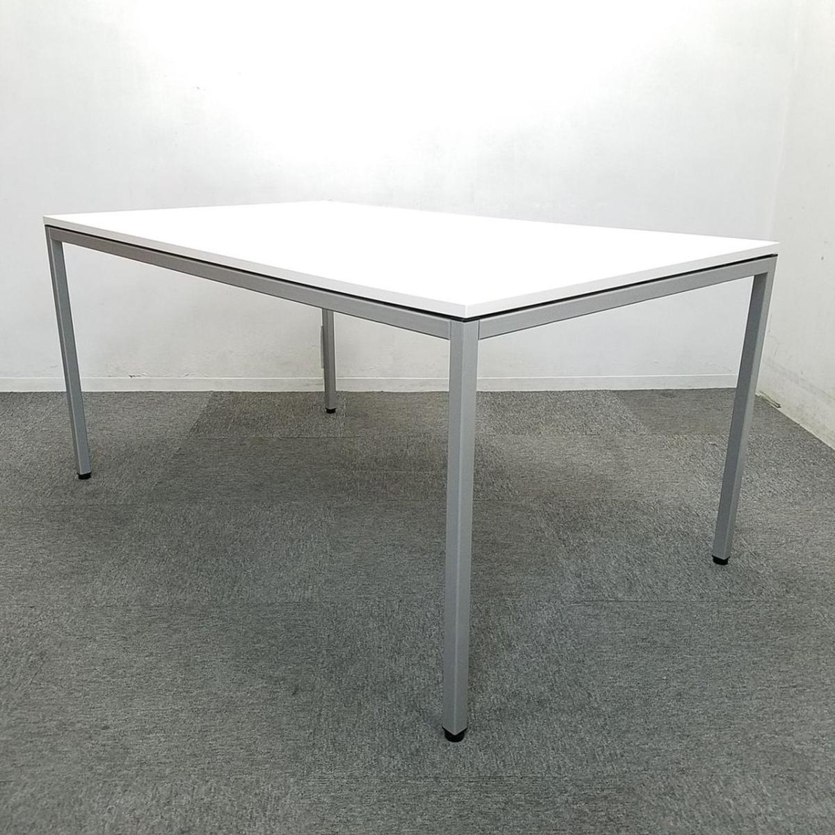 【関西倉庫在庫】【限定入荷】シンプルで使いやすい横幅150㎝奥行き80㎝のミーティングテーブルが入荷致しました。中古　テーブル　ミーティング　会議
                        トレッセ
                                    中古
            