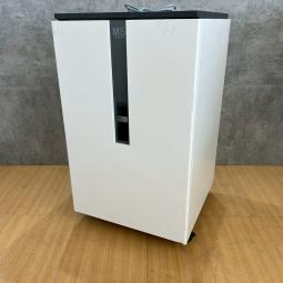 【2019年製】個人情報もすべて裁断！明光商会製のシュレッダー【UA-F25C-L】が値下げされました！　＊良品を格安で！「オフィスバスターズ福岡南店」は、福岡を拠点として、全国へ中古オフィス用品・オフィス家具を提供しております。