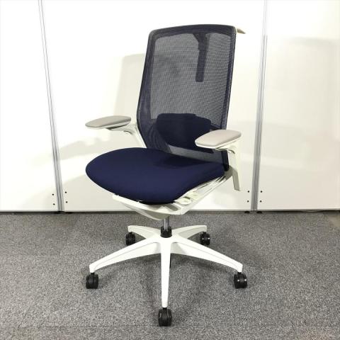 【中古】フィノラ 樹脂 C788WZ F1G4 オカムラ（okamura） 肘付ハイバックチェア