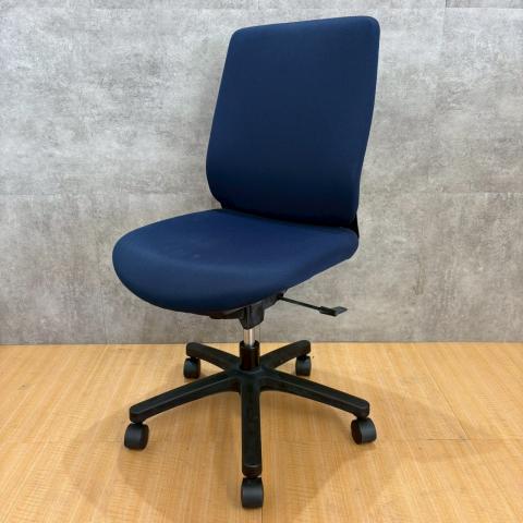 【中古】トルテチェア  イトーキ（ITOKI） 肘無ハイバックチェア