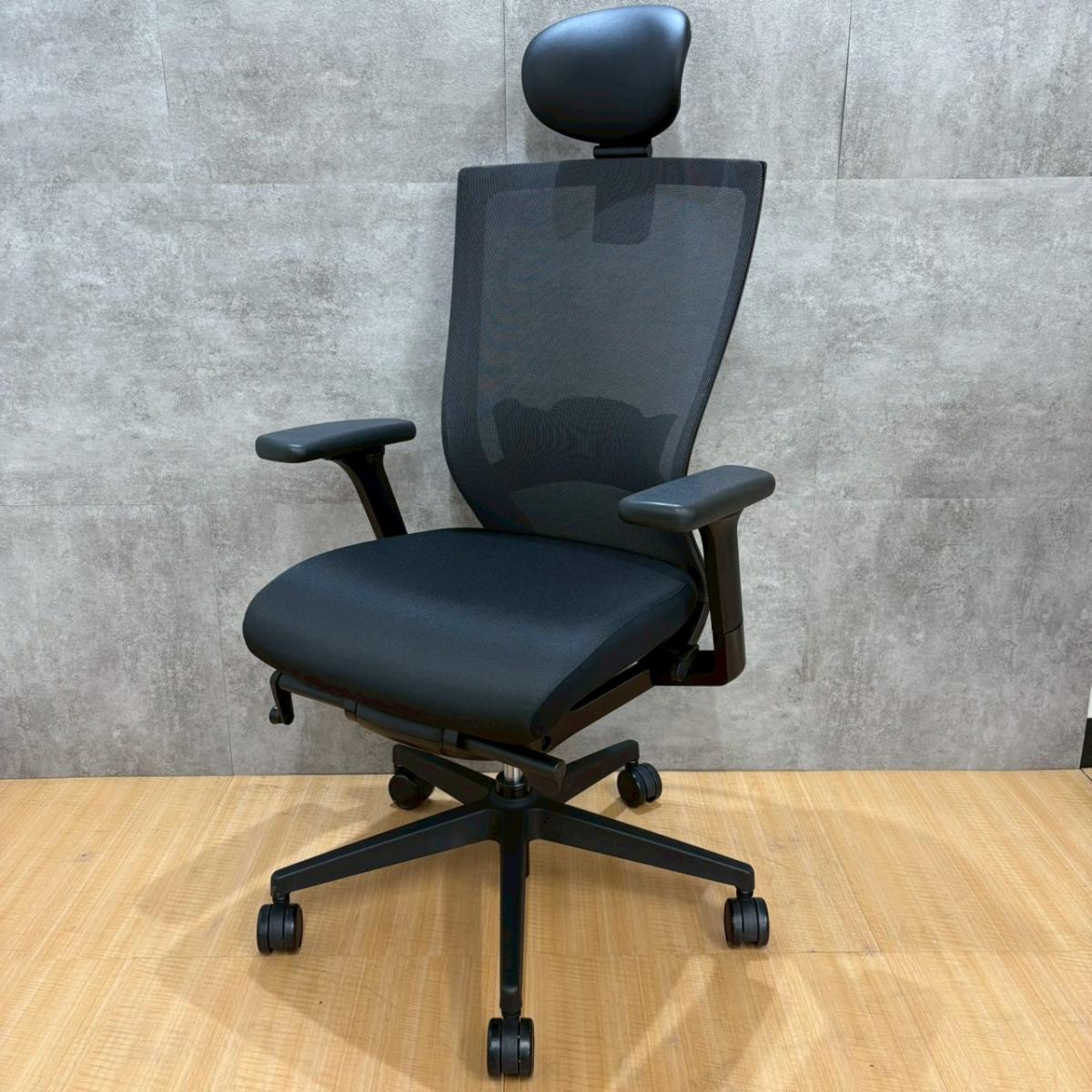 【南】FURSYS製のオフィスチェア【T500/ブラック/肘付きタイプ】が入荷いたしました！　＊良品を格安で！「オフィスバスターズ福岡南店」は、福岡を拠点として、全国へ中古オフィス用品・オフィス家具を提供しております。
                        T500
                                    中古
            