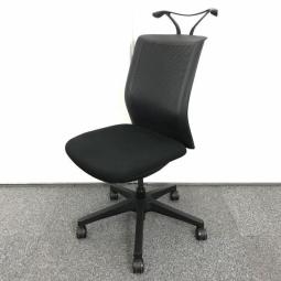 【ワークスタイルにフィットする、座る人を選ばないマルチパーパスシーティング】■オカムラ（okamura）　オムネス（omnes）チェア　　ローバック　■ハンガー付き　■ブラック【AD】