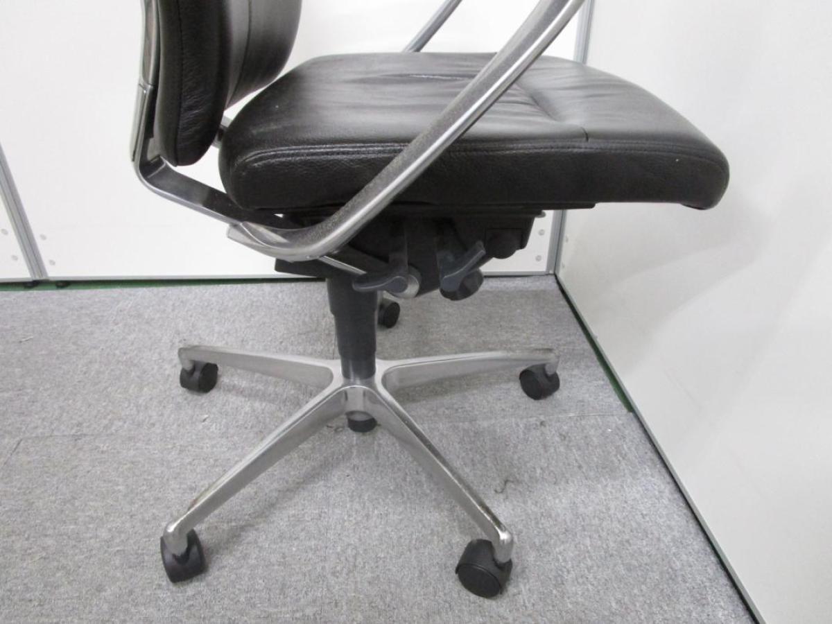 中古】プレクサス イトーキ/ITOKI 肘付ハイバックチェア 579985 - 中古