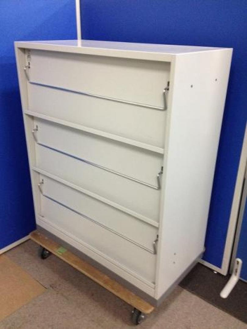 7/18速報　書庫界の一匹オオカミ　【雑誌架】
                                    中古
            