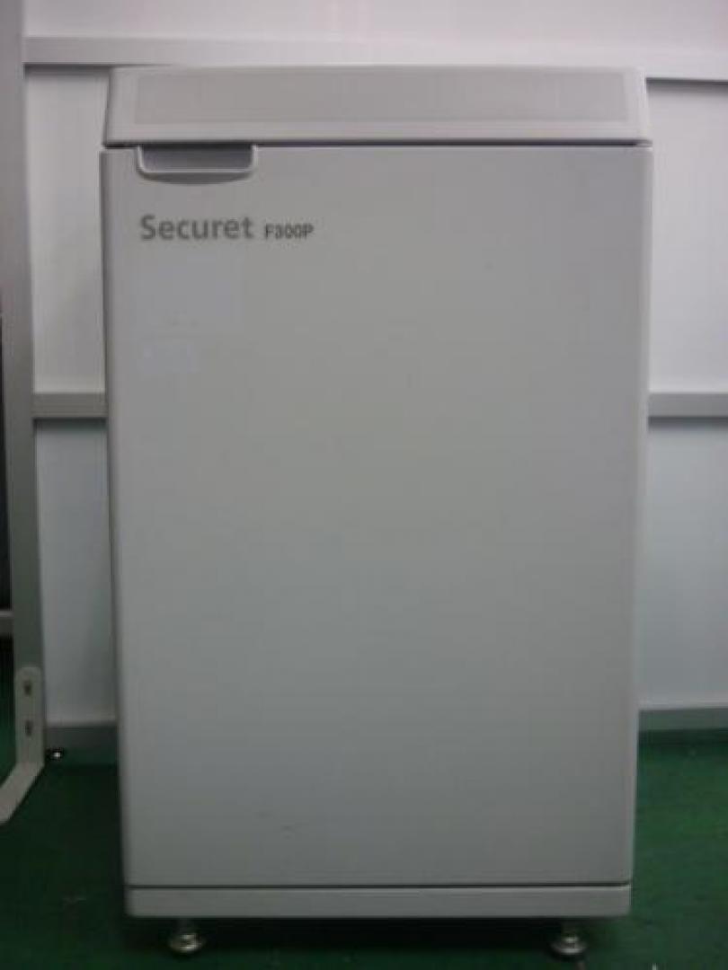 RICUT　MEGACROSS
                                    中古
            