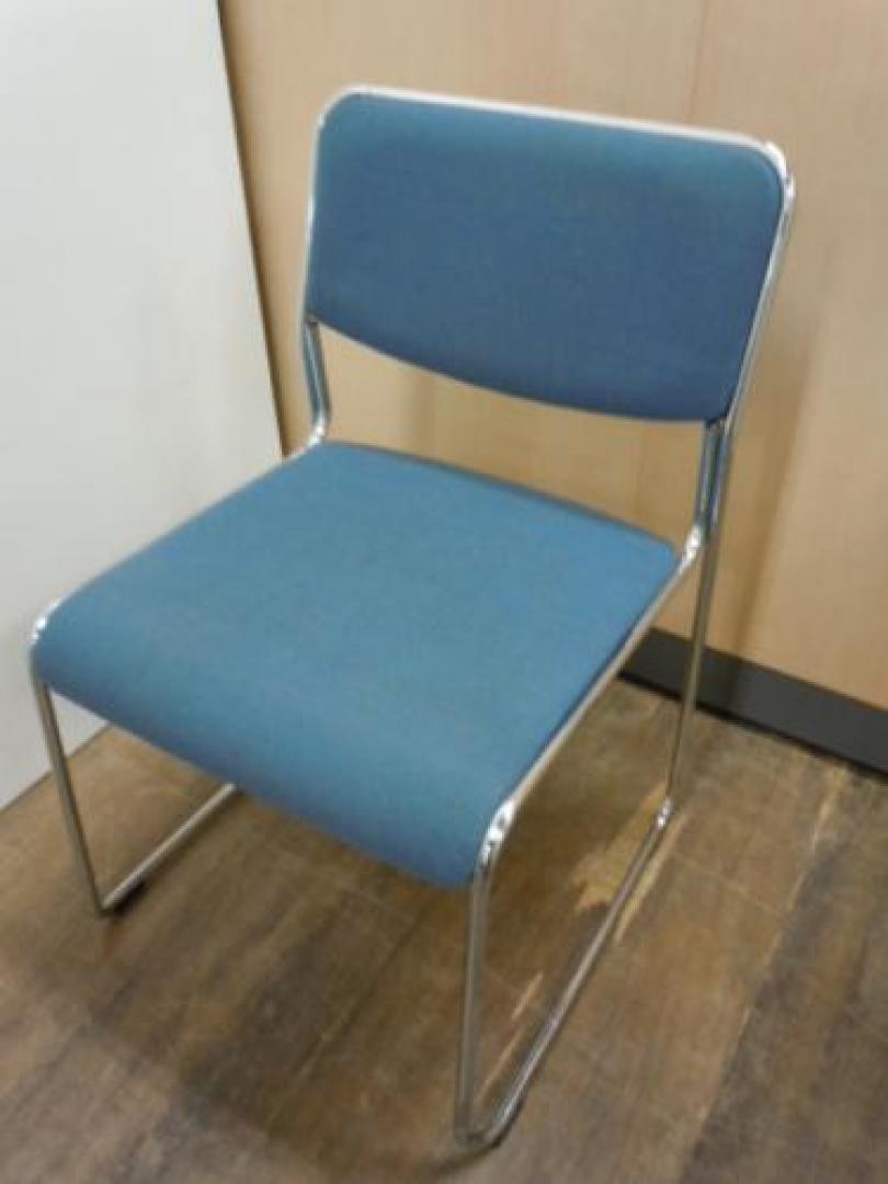 ★　お買い得スタッキングチェア　★　ミーティングチェアの定番品！　★【会議チェア】
                                    中古
            