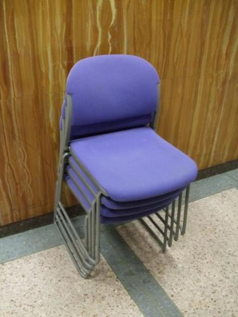 【重ねて収納スタックチェア】4脚セットでこのお値段！会議室に最適です！【会議チェア】
                                    中古
            