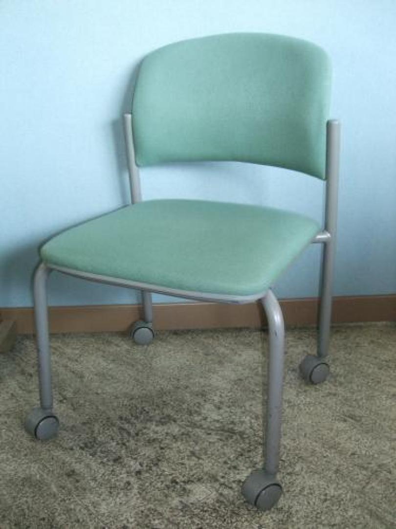 ☆★　内田洋行　ミーティングチェア　６脚セット　キャスター付　グリーン　【セット商品】　☆★　【会議チェア】
                                    中古
            