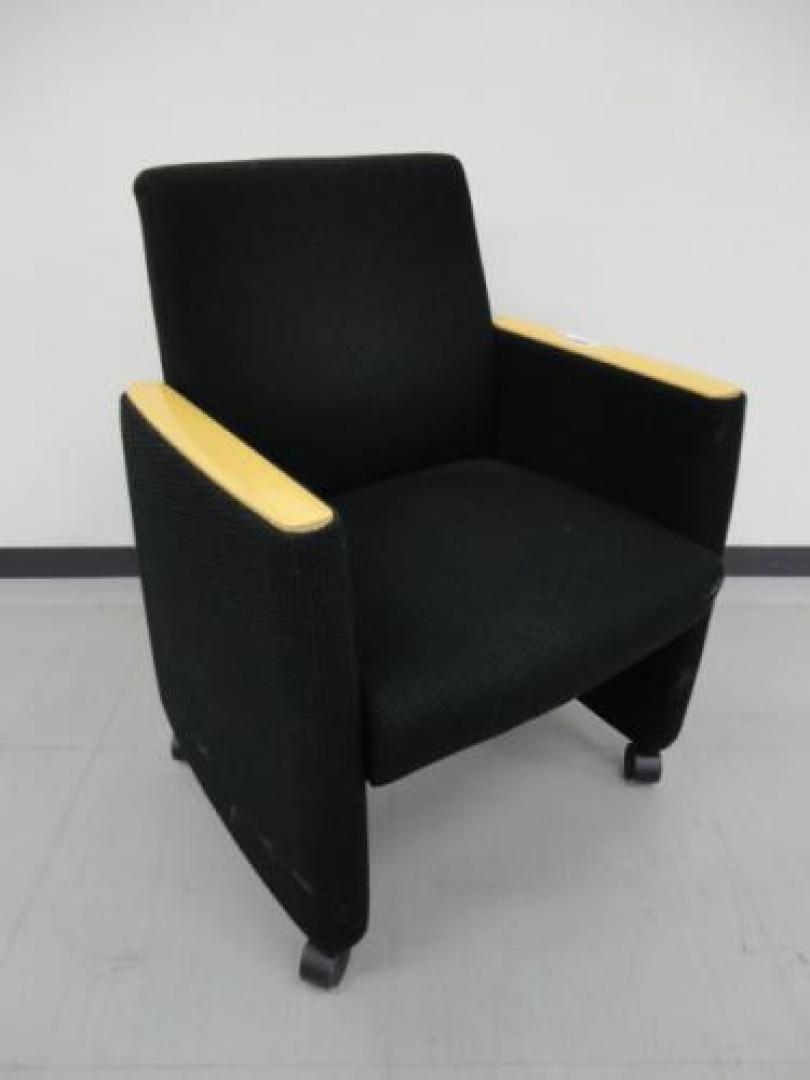 【アームチェア（キャスター付）】 3/12 0:00〜より、お問い合わせ開始。【会議チェア】
                                    中古
            